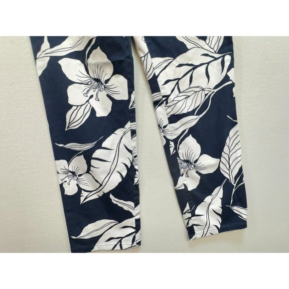 Lauren Ralph Lauren Women's Chino Pants Flat Front Sz 6 Floral Blue White - Picture 7 of 11